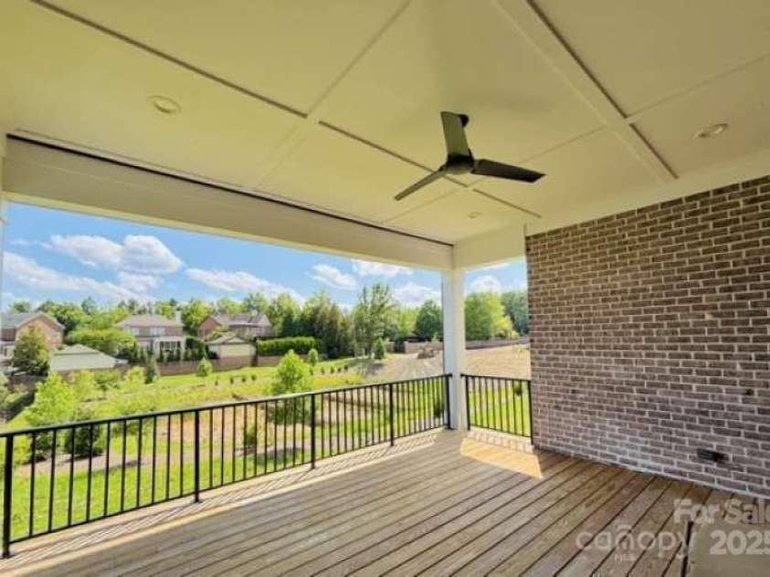 3011 Ella Katherine Way, Charlotte, NC 28210.  MLS# CAR4275220, YatesRealty ID 27261. 