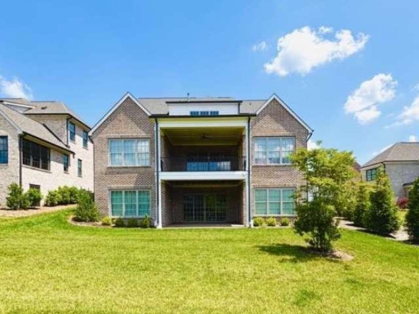 3011 Ella Katherine Way, Charlotte, NC 28210.  MLS# CAR4275220, YatesRealty ID 27261. 