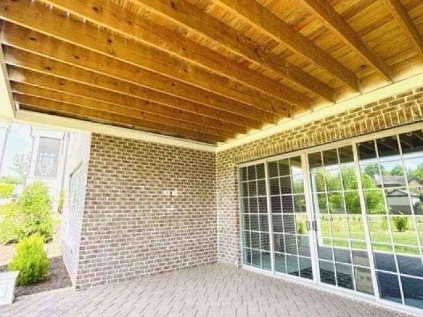 3011 Ella Katherine Way, Charlotte, NC 28210.  MLS# CAR4275220, YatesRealty ID 27261. 