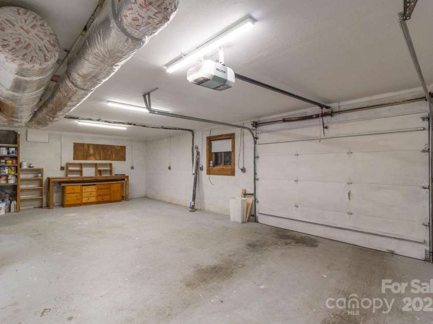 181 Hiwassee Road, Lake Toxaway, NC 28747.  MLS# CAR4280357, YatesRealty ID 27262. 