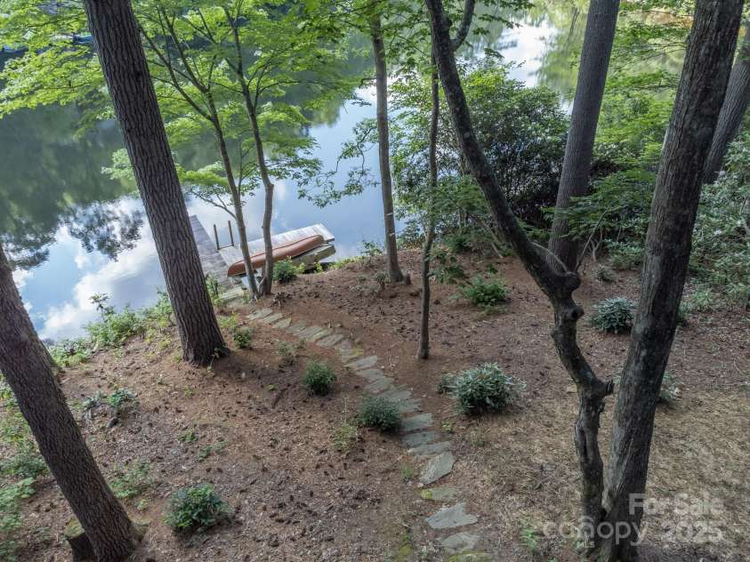 181 Hiwassee Road, Lake Toxaway, NC 28747.  MLS# CAR4280357, YatesRealty ID 27262. 