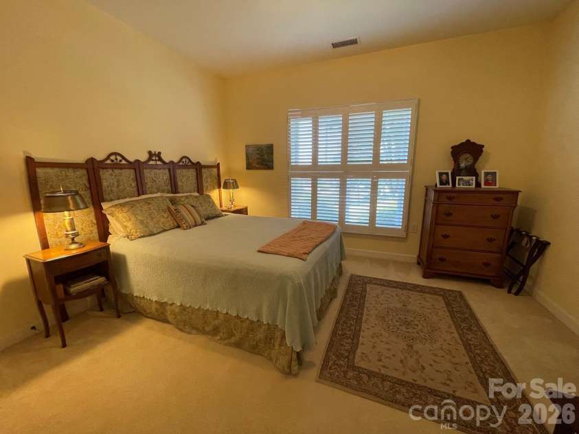 479 26th Avenue, Hickory, NC 28601.  MLS# CAR4388560, YatesRealty ID 27262. Guest Bedroom