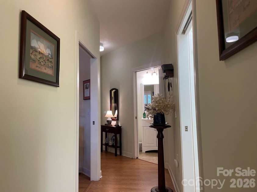 479 26th Avenue, Hickory, NC 28601.  MLS# CAR4388560, YatesRealty ID 27262. Hallway