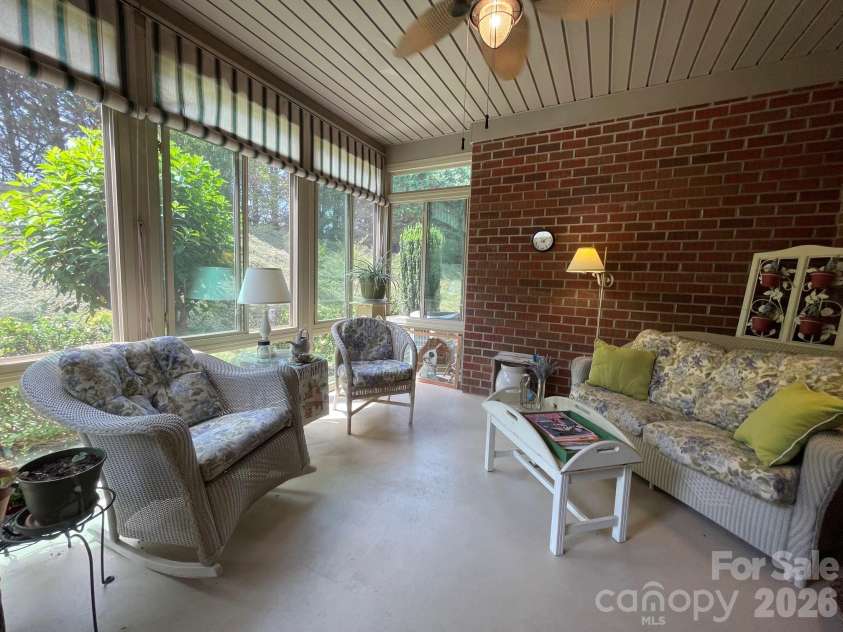 479 26th Avenue, Hickory, NC 28601.  MLS# CAR4388560, YatesRealty ID 27262. Three-Season Sunroom