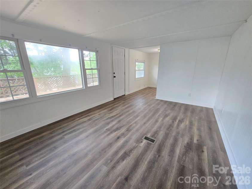 63 Sunnybrook Lane, Fletcher, NC 28732.  MLS# CAR4388523, YatesRealty ID 27263. 