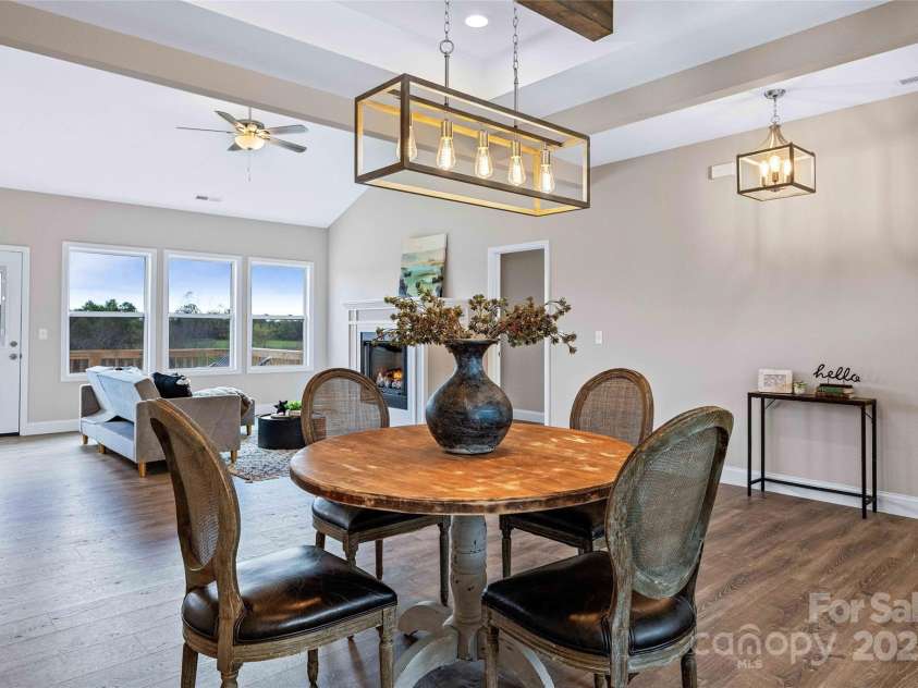 73 Montchannin Heights, Hendersonville, NC 28792.  MLS# CAR4240047, YatesRealty ID 27263. 