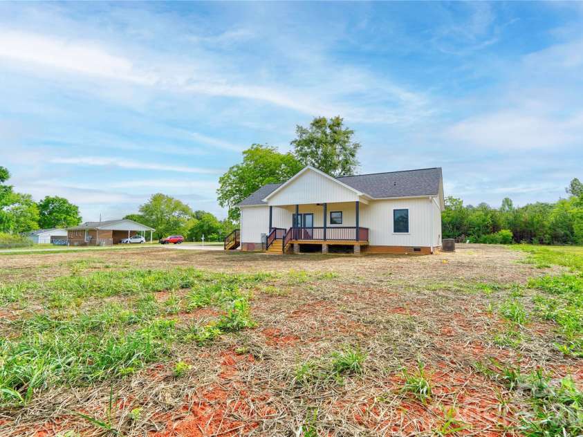 1168 Granite Drive, Shelby, NC 28152.  MLS# CAR4383048, YatesRealty ID 27264. Rear