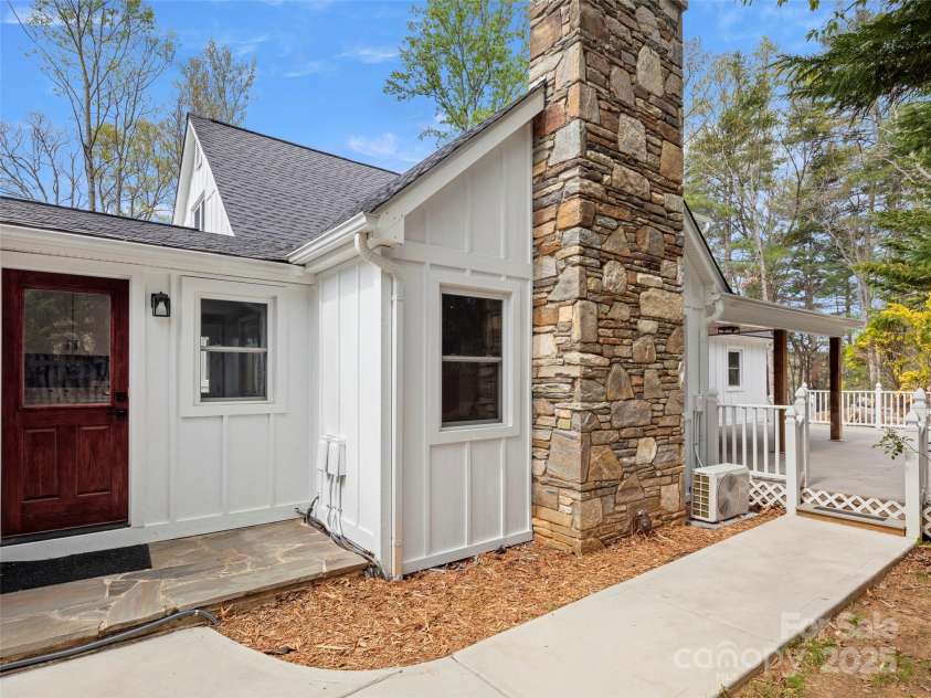 30 Gap Hill Drive, Fletcher, NC 28732.  MLS# CAR4249216, YatesRealty ID 27265. Beautiful stonework