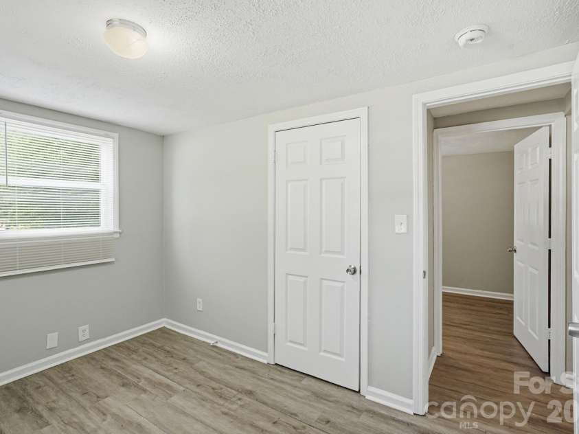 1120 Rita Avenue, Statesville, NC 28677.  MLS# CAR4387429, YatesRealty ID 27266. 
