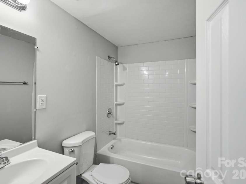 1120 Rita Avenue, Statesville, NC 28677.  MLS# CAR4387429, YatesRealty ID 27266. 