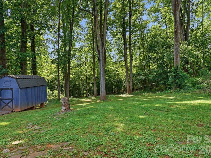 1120 Rita Avenue, Statesville, NC 28677.  MLS# CAR4387429, YatesRealty ID 27266. 