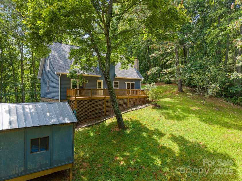 12 Howling Waite Ridge, Candler, NC 28715.  MLS# CAR4274938, YatesRealty ID 27268. 