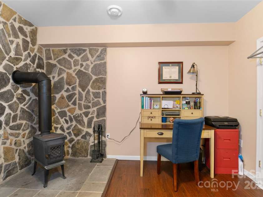 12 Howling Waite Ridge, Candler, NC 28715.  MLS# CAR4274938, YatesRealty ID 27268. 