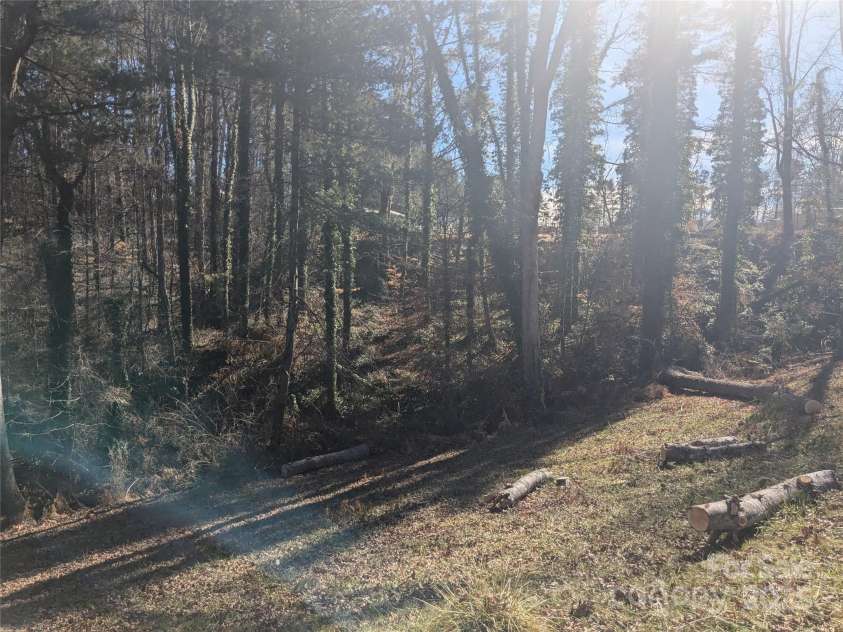 11 Kennedy Road, Weaverville, NC 28787.  MLS# CAR4219594, YatesRealty ID 2727. Yard