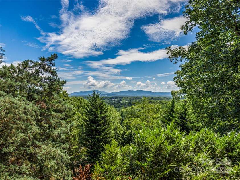 206 Summershade Court, Asheville, NC 28806.  MLS# CAR4282180, YatesRealty ID 27272. More views
