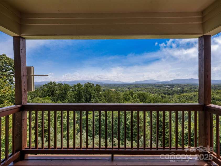 206 Summershade Court, Asheville, NC 28806.  MLS# CAR4282180, YatesRealty ID 27272. These views never get old