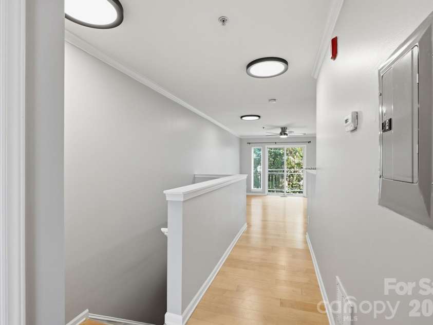 3921 Picasso Court, Charlotte, NC 28205.  MLS# CAR4387644, YatesRealty ID 27272. Hallway