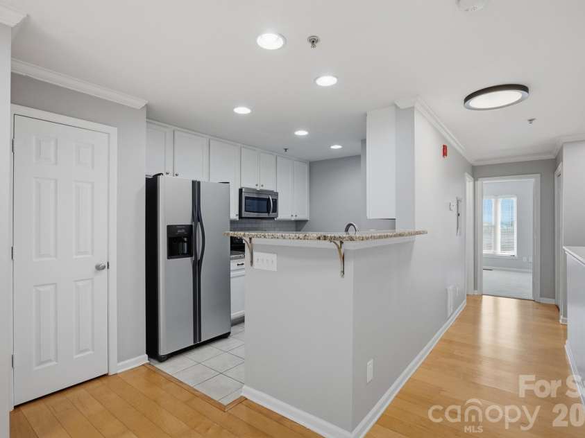 3921 Picasso Court, Charlotte, NC 28205.  MLS# CAR4387644, YatesRealty ID 27272. Kitchen