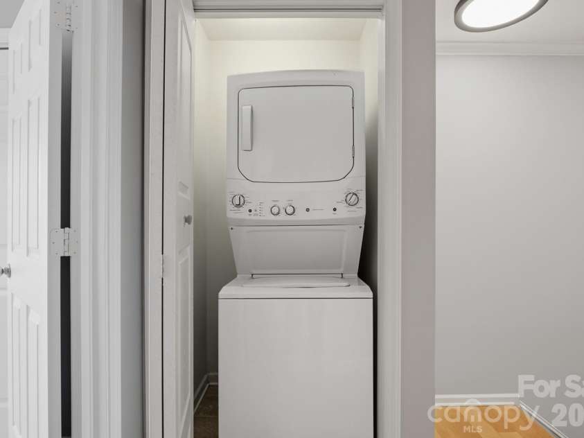 3921 Picasso Court, Charlotte, NC 28205.  MLS# CAR4387644, YatesRealty ID 27272. Laundry