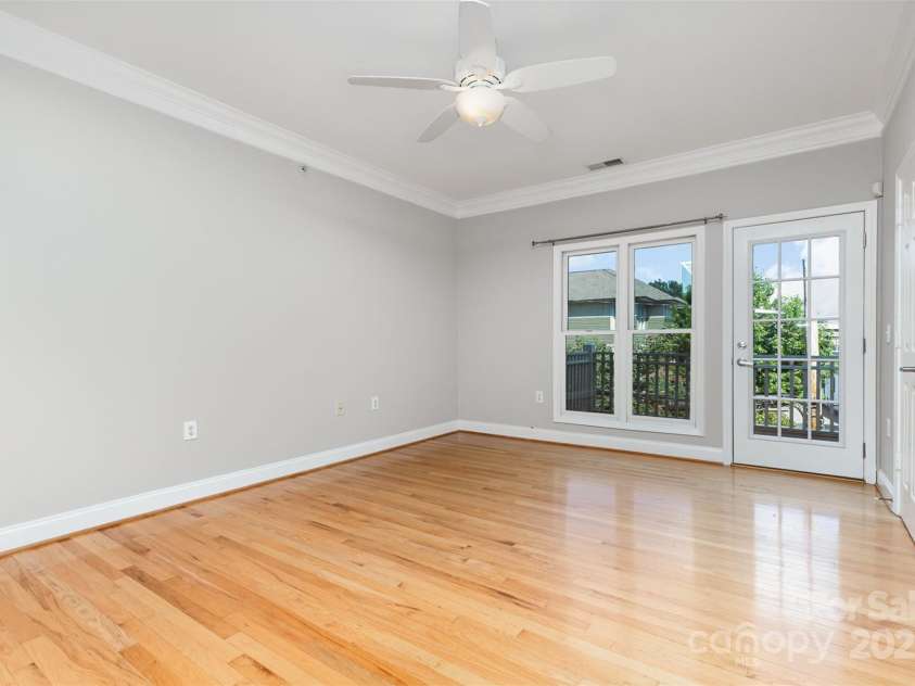 769 Grandin Road, Charlotte, NC 28208.  MLS# CAR4279612, YatesRealty ID 27273. 