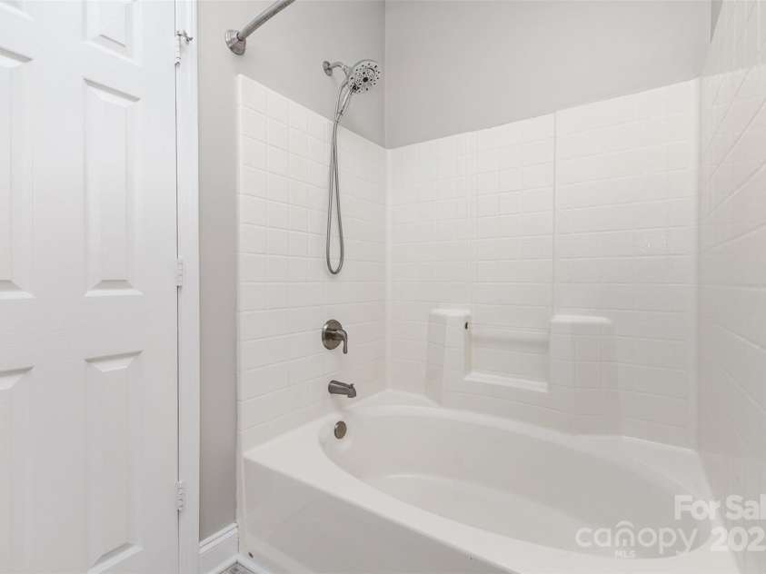 769 Grandin Road, Charlotte, NC 28208.  MLS# CAR4279612, YatesRealty ID 27273. 