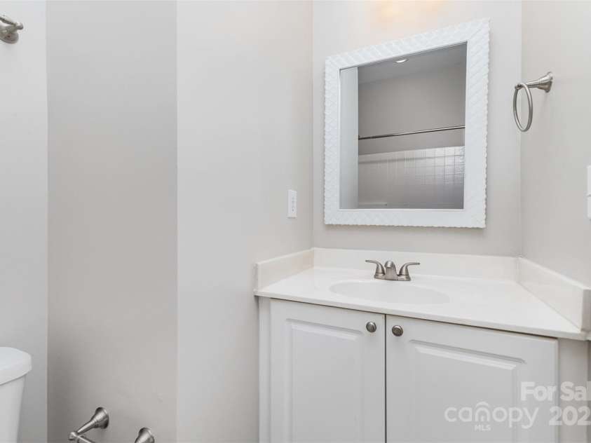 769 Grandin Road, Charlotte, NC 28208.  MLS# CAR4279612, YatesRealty ID 27273. 