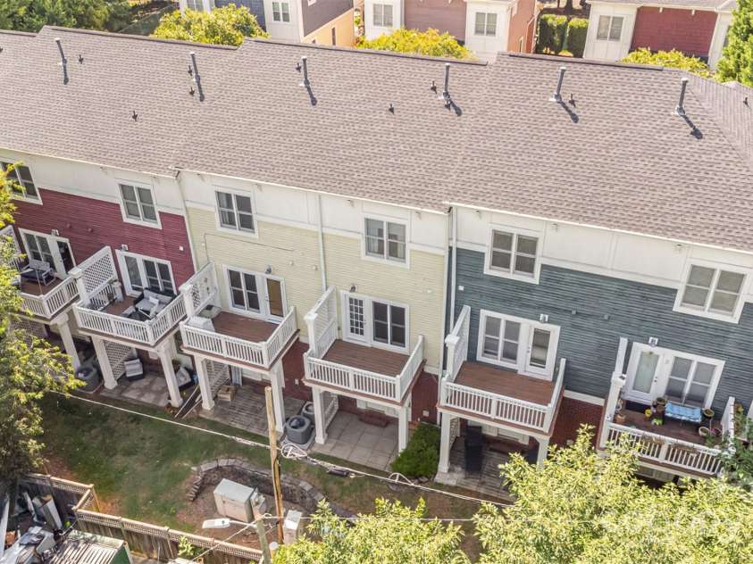 769 Grandin Road, Charlotte, NC 28208.  MLS# CAR4279612, YatesRealty ID 27273. 