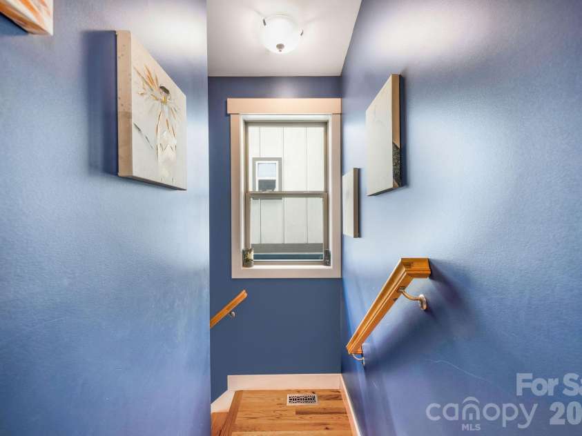 156 Bradley Street, Asheville, NC 28806.  MLS# CAR4364055, YatesRealty ID 27274. 