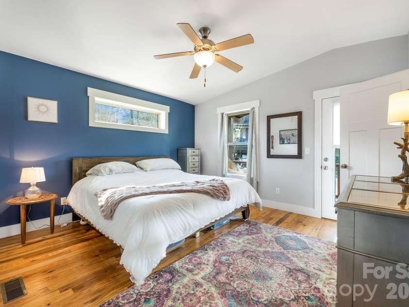 156 Bradley Street, Asheville, NC 28806.  MLS# CAR4364055, YatesRealty ID 27274. Primary bedroom