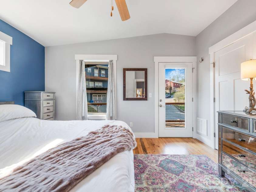 156 Bradley Street, Asheville, NC 28806.  MLS# CAR4364055, YatesRealty ID 27274. Primary bedroom