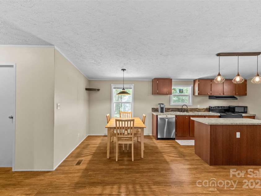 715 Eagle Heart Lane, Rock Hill, SC 29730.  MLS# CAR4282850, YatesRealty ID 27274. 