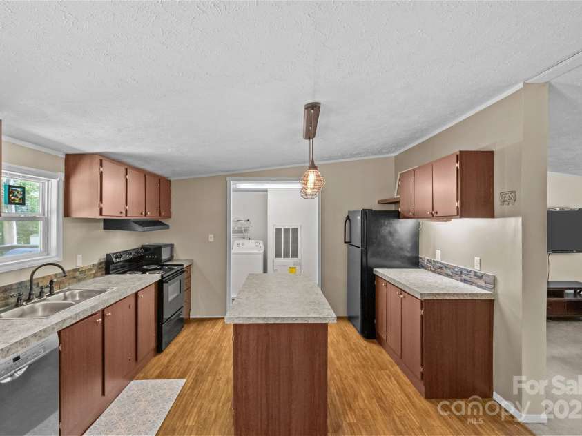 715 Eagle Heart Lane, Rock Hill, SC 29730.  MLS# CAR4282850, YatesRealty ID 27274. 