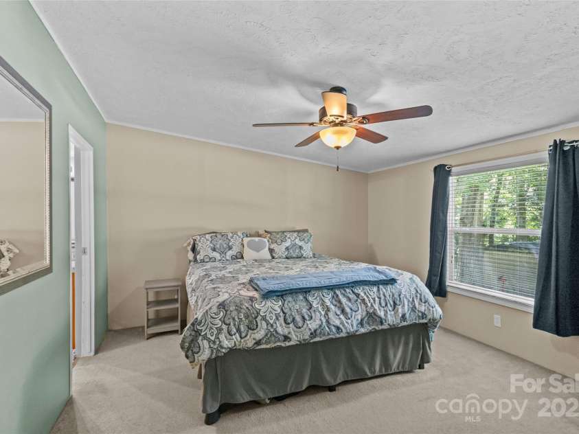 715 Eagle Heart Lane, Rock Hill, SC 29730.  MLS# CAR4282850, YatesRealty ID 27274. 