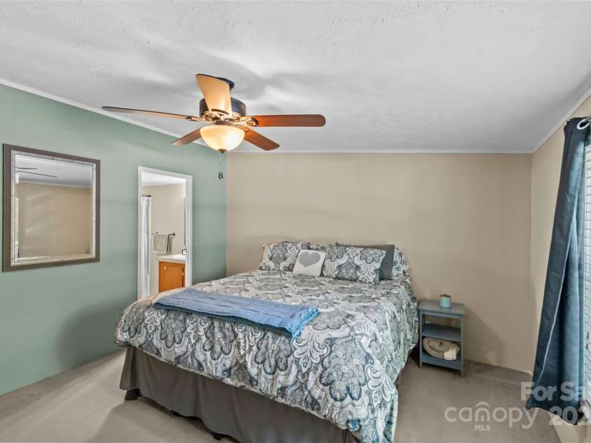 715 Eagle Heart Lane, Rock Hill, SC 29730.  MLS# CAR4282850, YatesRealty ID 27274. 