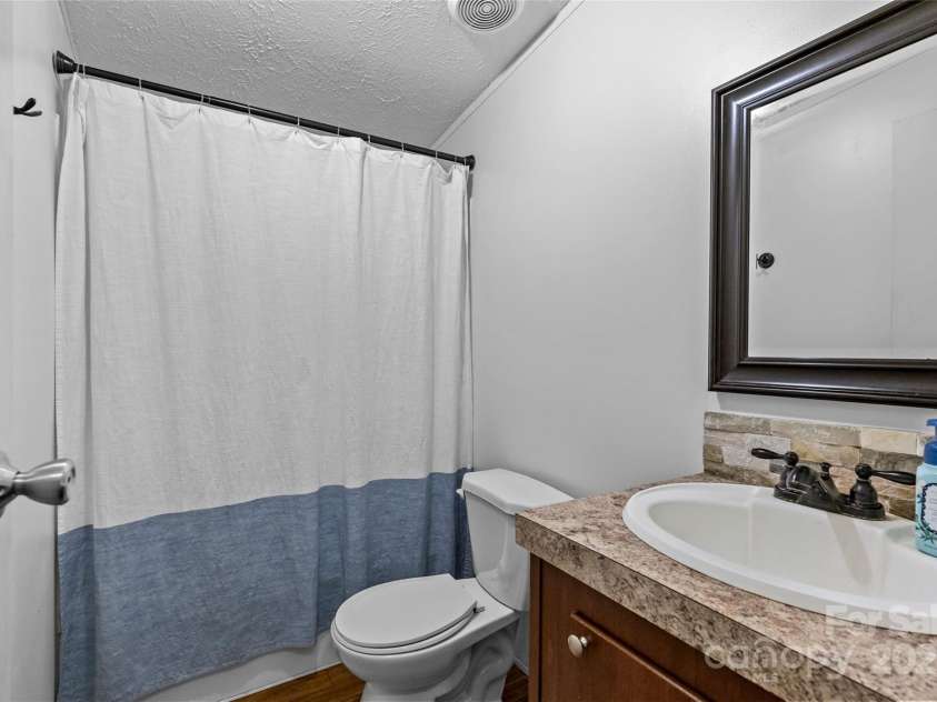 715 Eagle Heart Lane, Rock Hill, SC 29730.  MLS# CAR4282850, YatesRealty ID 27274. 