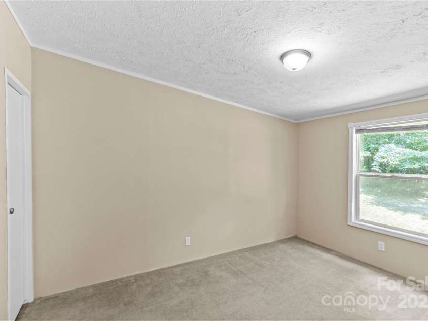 715 Eagle Heart Lane, Rock Hill, SC 29730.  MLS# CAR4282850, YatesRealty ID 27274. 