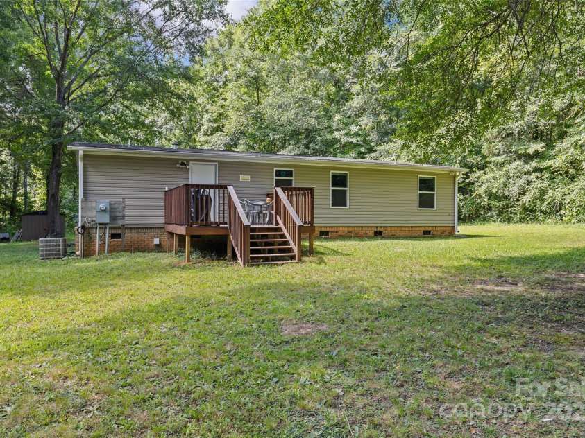 715 Eagle Heart Lane, Rock Hill, SC 29730.  MLS# CAR4282850, YatesRealty ID 27274. 