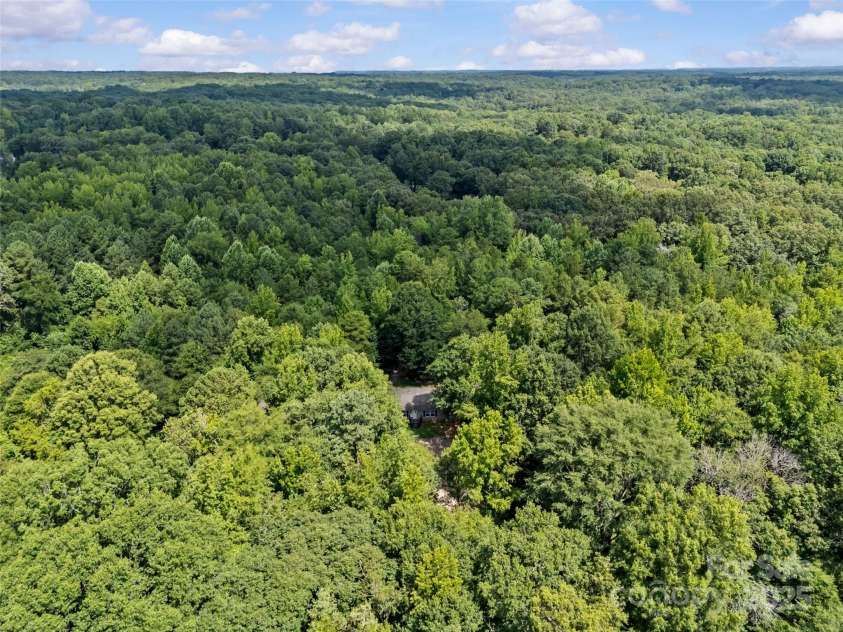 715 Eagle Heart Lane, Rock Hill, SC 29730.  MLS# CAR4282850, YatesRealty ID 27274. 