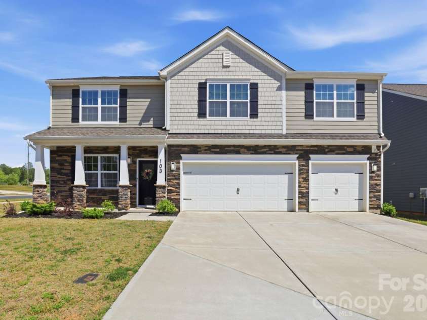 103 Edgehill Court, Troutman, NC 28166.  MLS# CAR4386975, YatesRealty ID 27278. 