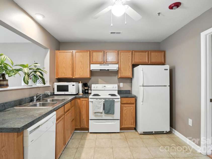 113 Steam Engine Drive, Mooresville, NC 28115.  MLS# CAR4281457, YatesRealty ID 27279. 