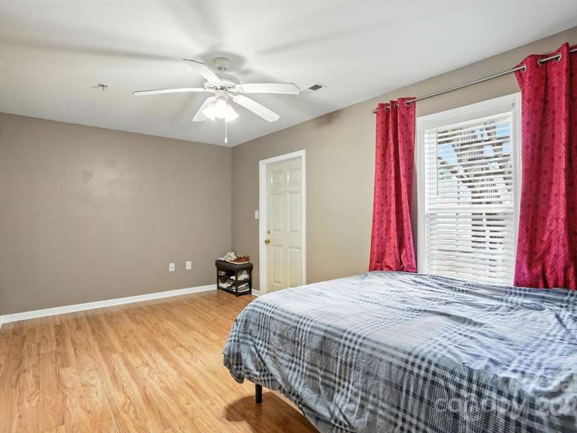 113 Steam Engine Drive, Mooresville, NC 28115.  MLS# CAR4281457, YatesRealty ID 27279. 