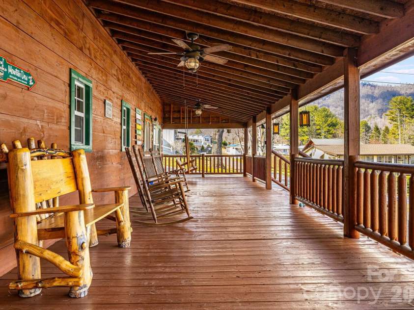 233 Rocky Top Road, Maggie Valley, NC 28751.  MLS# CAR4348855, YatesRealty ID 2728. 