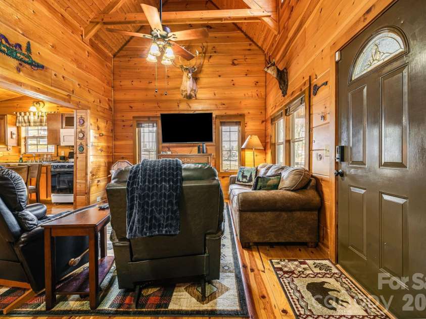 233 Rocky Top Road, Maggie Valley, NC 28751.  MLS# CAR4348855, YatesRealty ID 2728. 