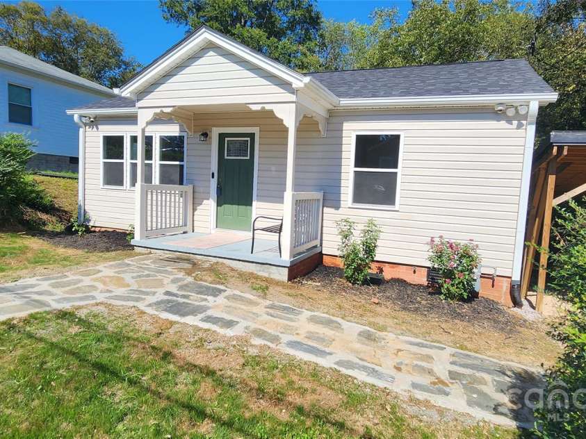 87 Woodsdale Place, Concord, NC 28025.  MLS# CAR4193487, YatesRealty ID 2728. 