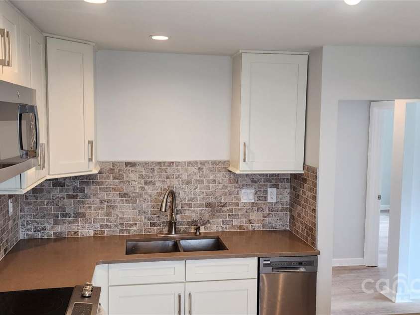 87 Woodsdale Place, Concord, NC 28025.  MLS# CAR4193487, YatesRealty ID 2728. 