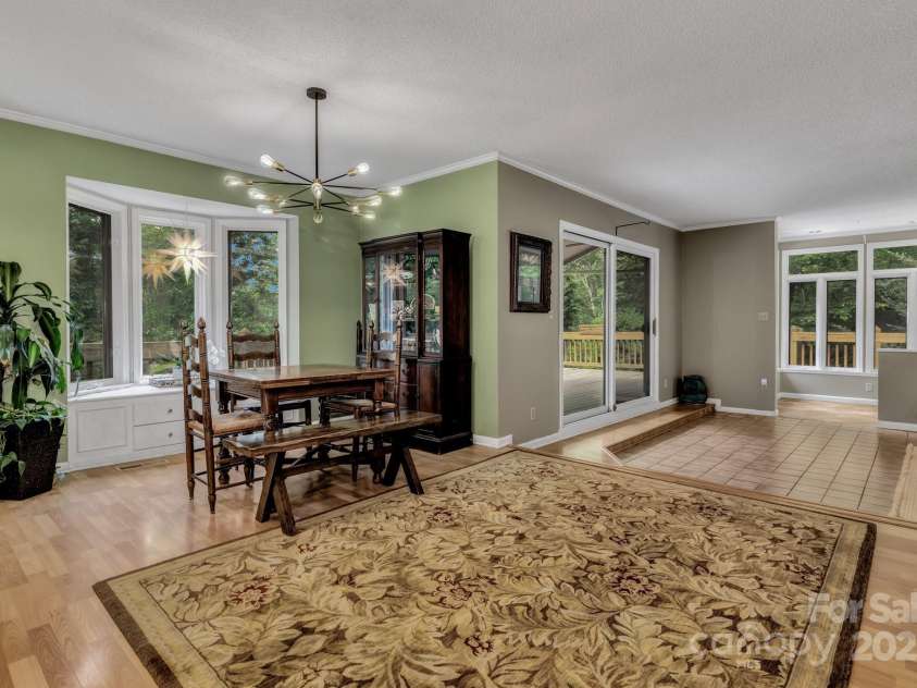 151 Ponderosa Drive, Swannanoa, NC 28778.  MLS# CAR4261505, YatesRealty ID 27281. 