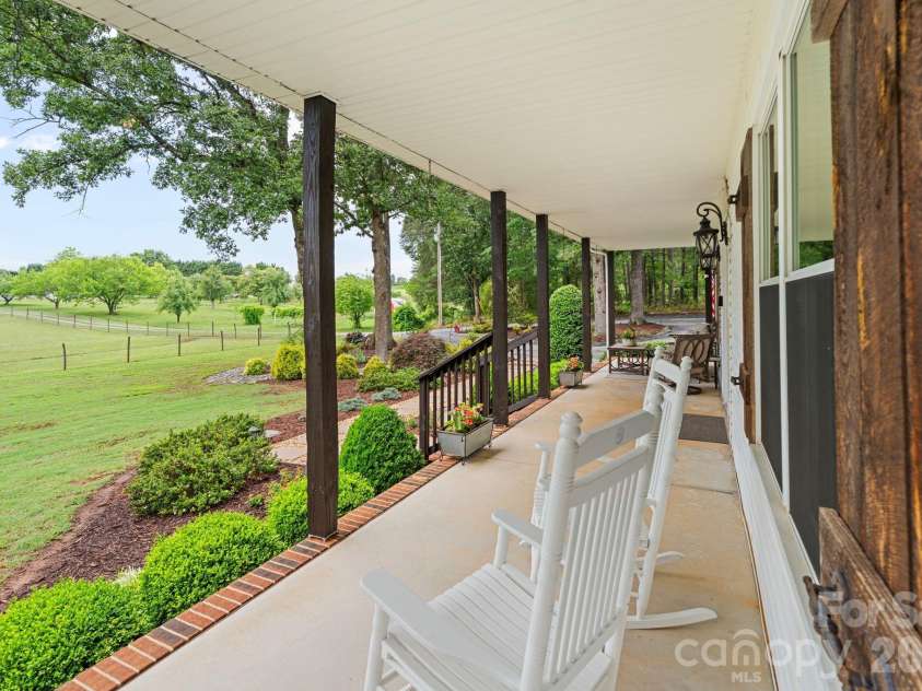 1744 Lowe Drive, Catawba, NC 28609.  MLS# CAR4384724, YatesRealty ID 27281. Front Porch