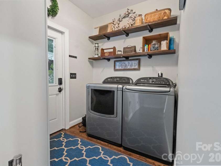 1744 Lowe Drive, Catawba, NC 28609.  MLS# CAR4384724, YatesRealty ID 27281. Laundry Room