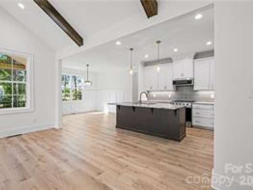 109 Frost Road, Advance, NC 27006.  MLS# CAR4388804, YatesRealty ID 27283. Kitchen