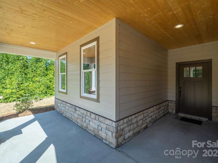 1850 US 70 None, Morganton, NC 28655.  MLS# CAR4282446, YatesRealty ID 27284. 